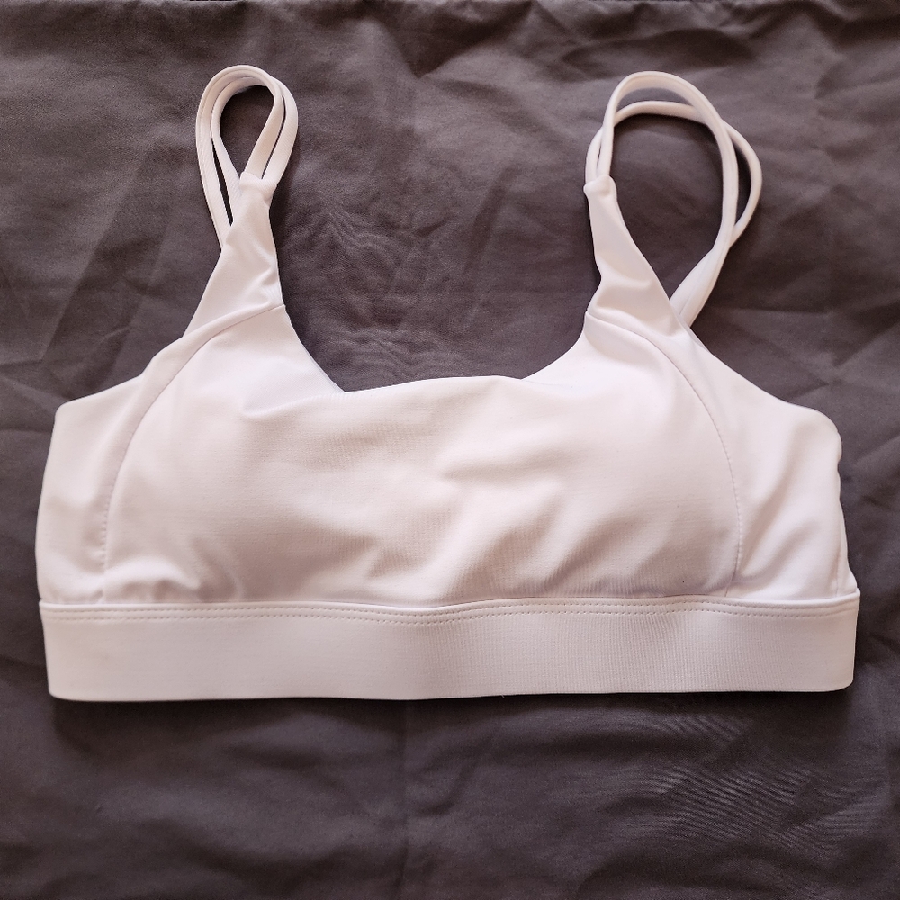 Lightweight White Sports Bralette with Double Straps Size Small